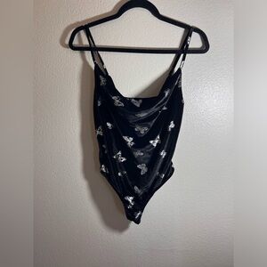 Rue21 Black Velvet Butterfly Bodysuit – Size S
Condition: Excellent, like new